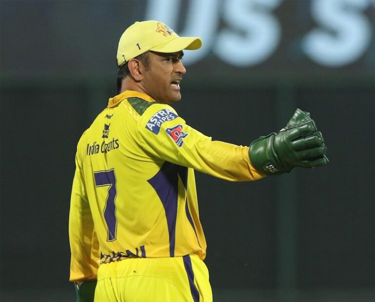 h4e3avi8_ms-dhoni-csk-bcciipl_625x300_29_April_21